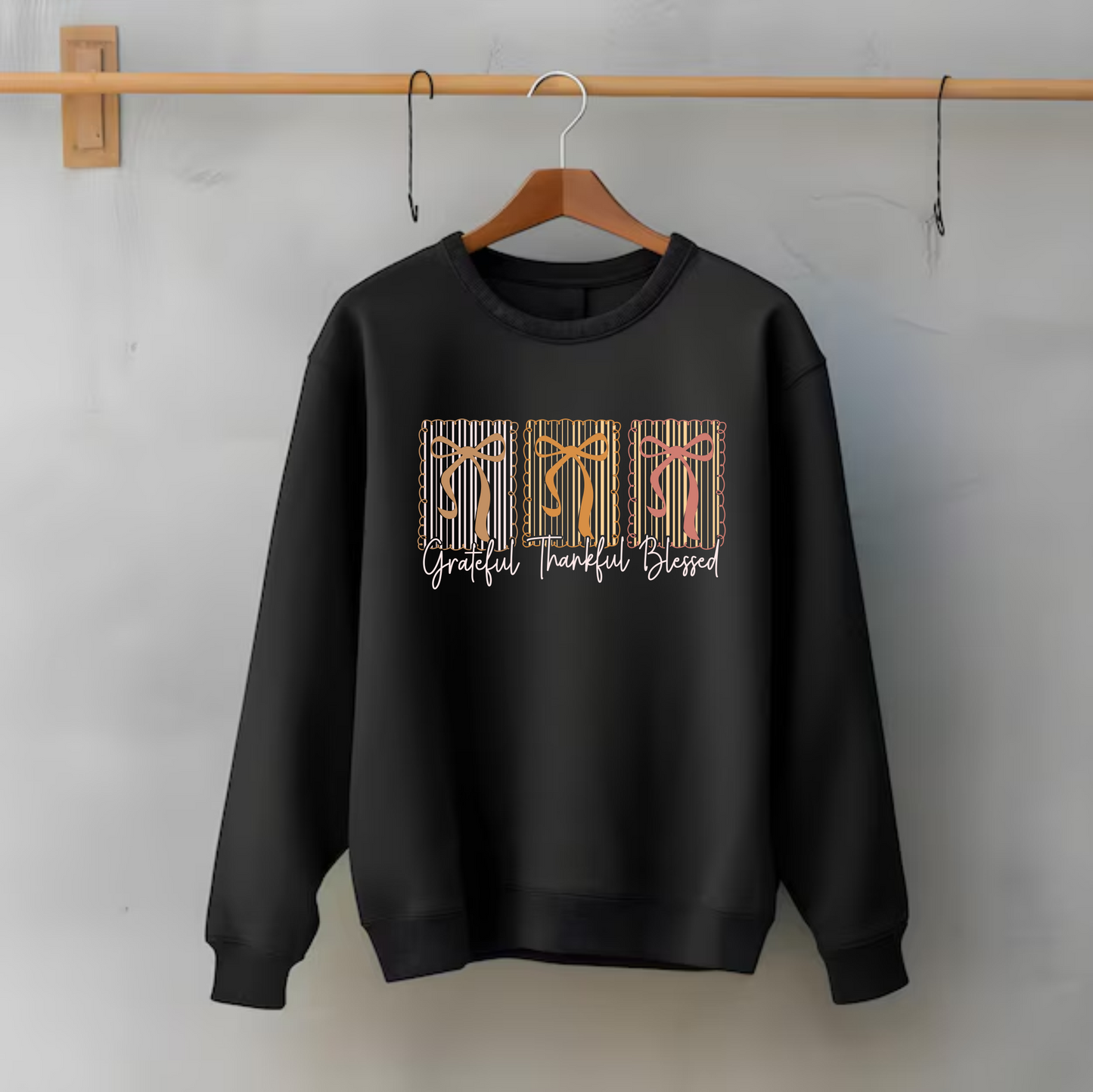 🍂 Grateful • Thankful • Blessed Sweatshirt 🍁